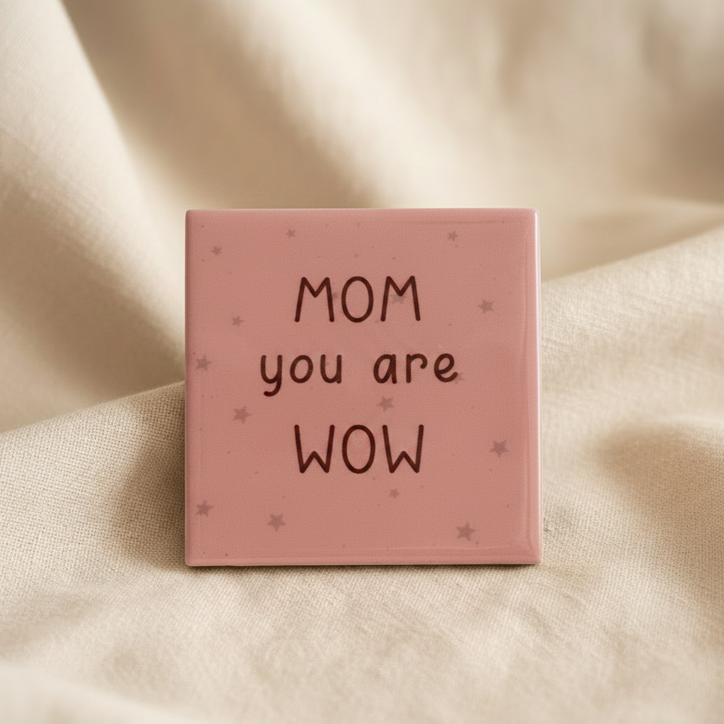 Cadeauverpakking met tegeltje mom you are wow